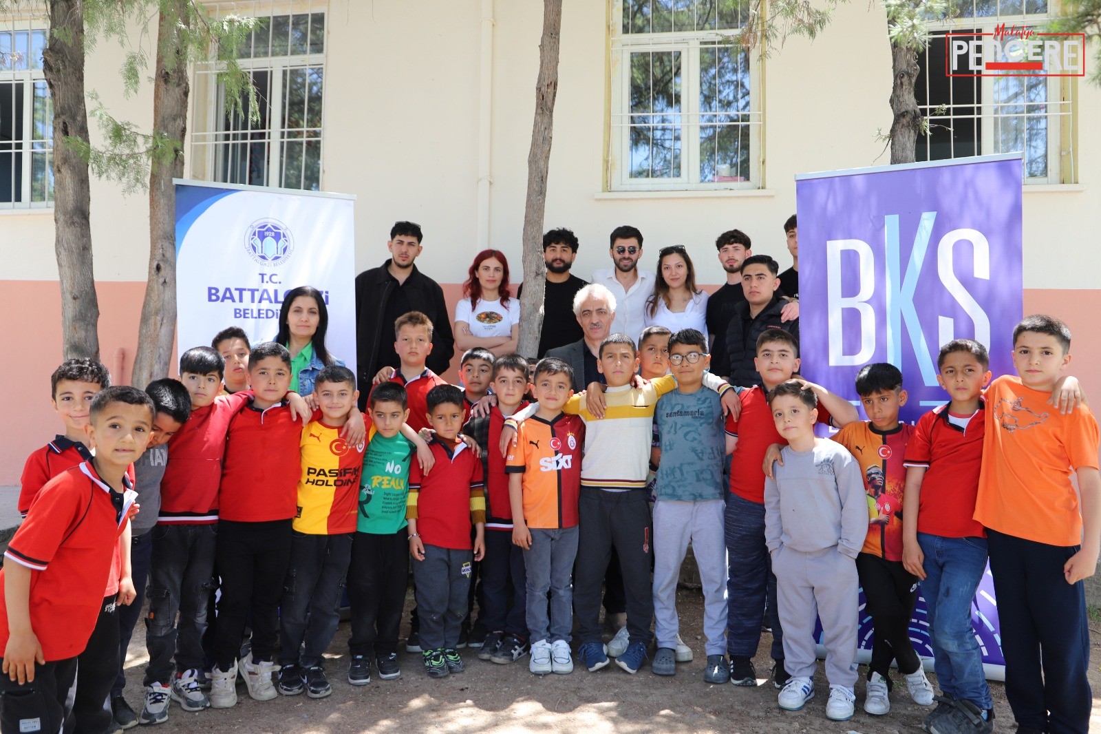 Battalgazi Belediyesi tarafından düzenlenen etkinlik kapsamında öğrenciler bayram öncesinde ücretsiz