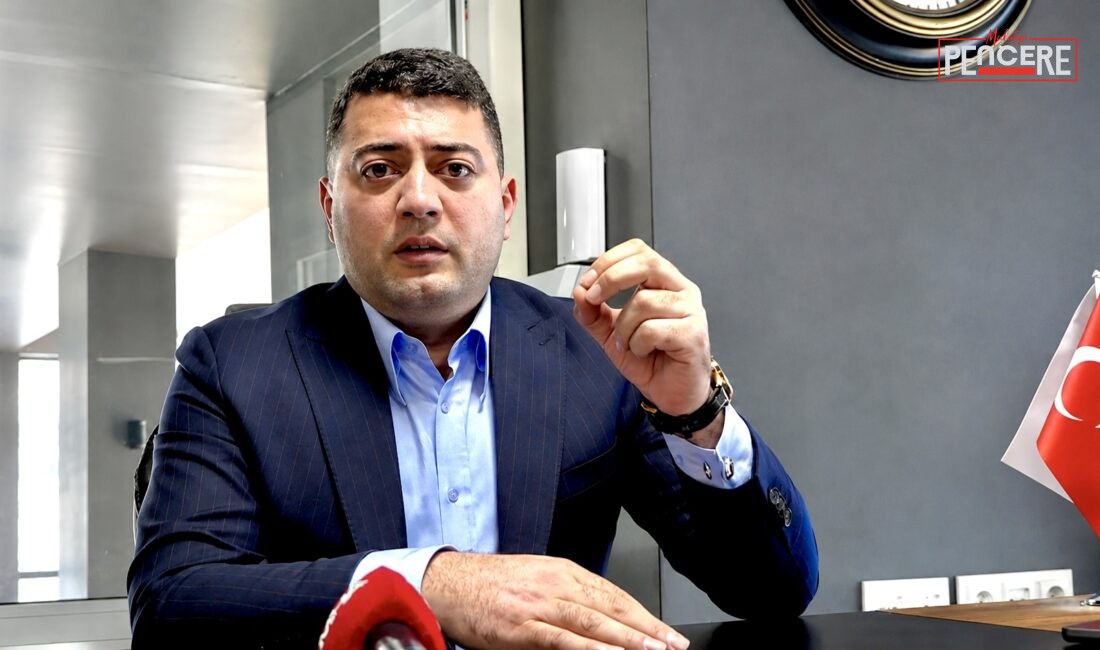 Cumhuriyet Halk Partisi’nde geçmiş dönemde Yeşilyurt İlçe Başkanı olarak görev