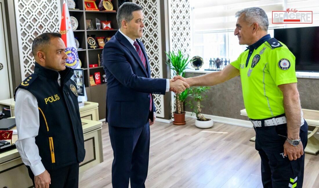 Malatya İl Emniyet Müdürü Kayhan Ay, Kurban Bayramı dolayısıyla düzenlenen