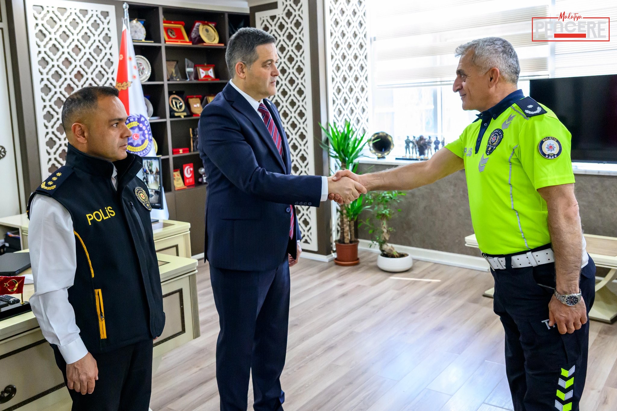 Malatya İl Emniyet Müdürü Kayhan Ay, Kurban Bayramı dolayısıyla düzenlenen