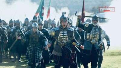 Fetihler Sultanı dizisinde II. Bayezid karakterine hayat veren Mustafa Arda