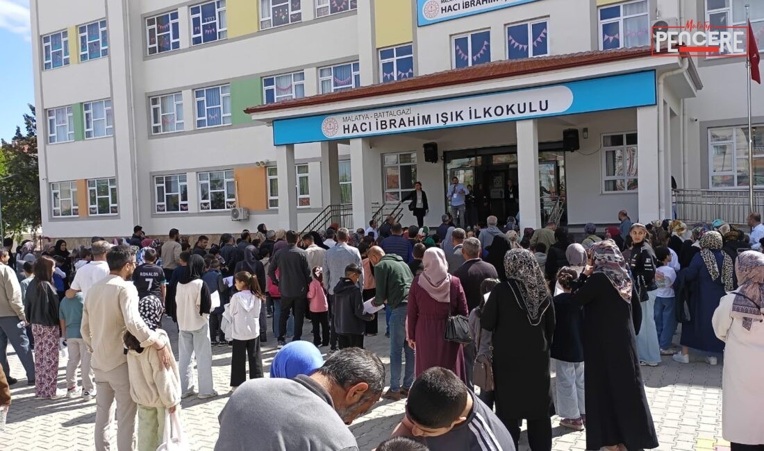 Malatya’da hafızlık eğitimine yönelik yürütülen projeye öğrenciler yoğun ilgi gösterdi.