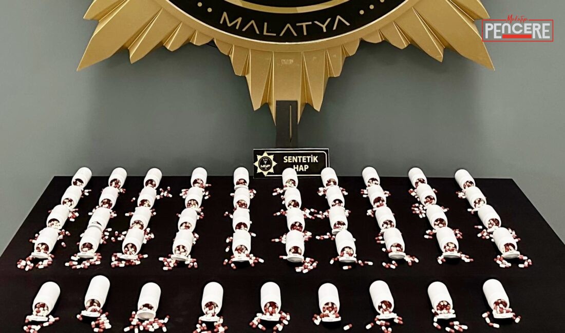 Malatya’da polis ekiplerinin MAŞTİ Otogarı’nda yaptığı denetimde 2 bin 970