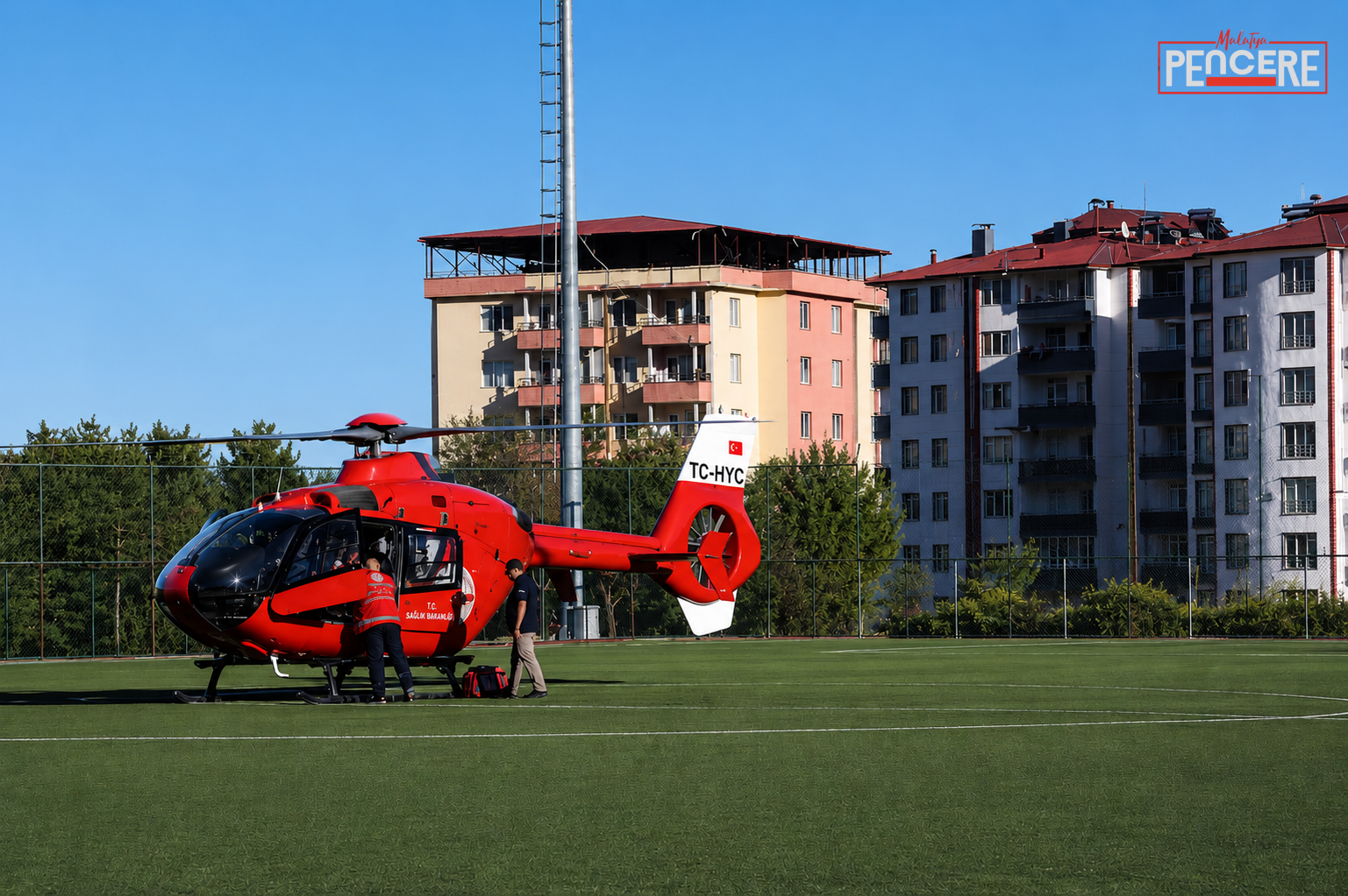 Darende ilçesinde rahatsızlanan 78 yaşındaki F.Y., mide kanaması şüphesiyle helikopter