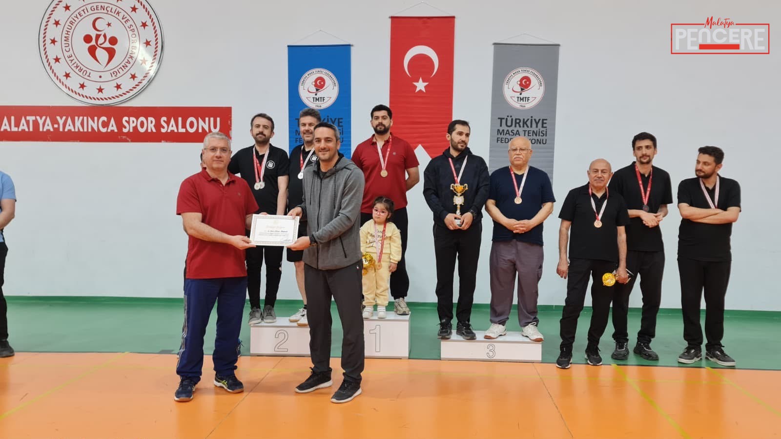 Malatya’da düzenlenen Masa Tenisi Kurumlar Ligi’nde dereceye giren takımlar belli