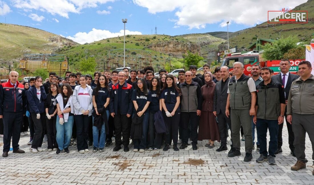 Malatya’da “Orman Benim” kampanyası kapsamında orman temizliği etkinliği düzenlendi. Vali