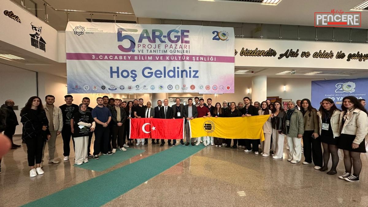 İnönü Üniversitesi öğrencileri, Anadolu Üniversiteler Birliği tarafından Kırşehir Ahi Evran