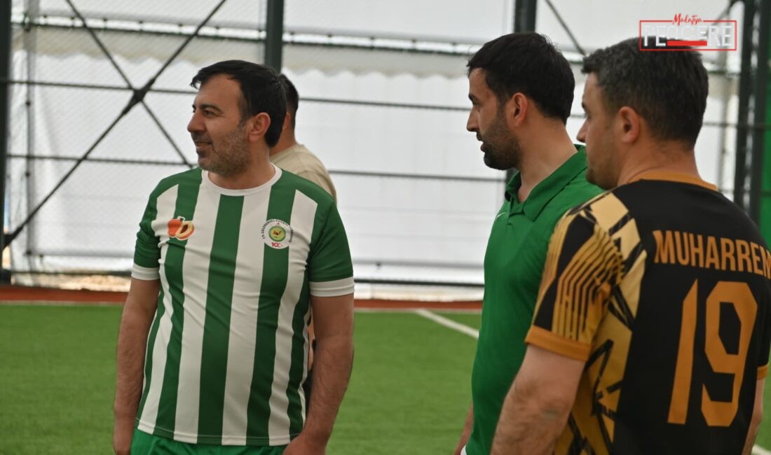 Pütürge Belediyesi tarafından yapımı tamamlanan modern kapalı halı saha, kurumlar