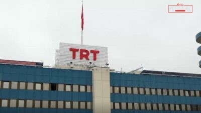 Yayıncılıkta 62 Yıllık Dev Çınar: TRT Yeni Yaşını Kutluyor Türkiye’nin hafızası, doğru ve tarafsız haberciliğin sarsılmaz kalesi olan Türkiye