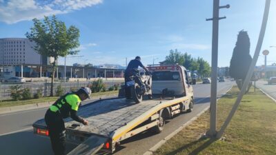 Malatya’da kontrolden çıkan motosikletin orta refüje çarpması sonucu meydana gelen