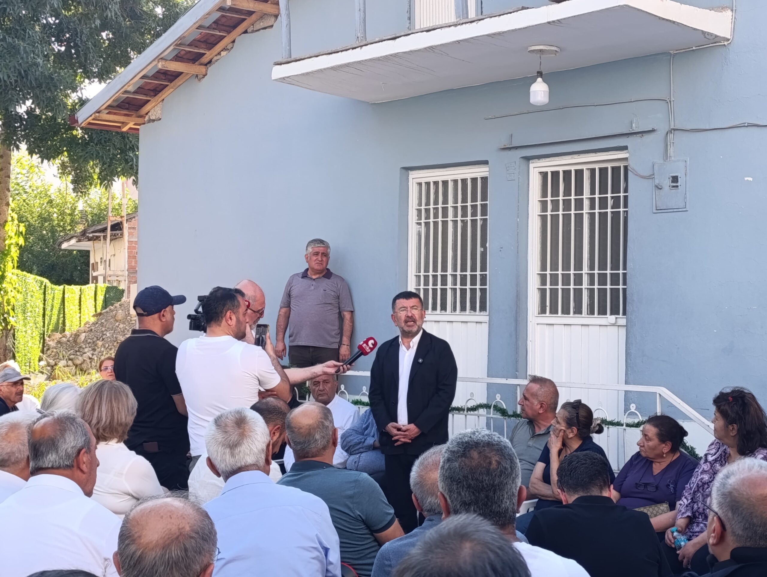 CHP Genel Merkezi tarafından görevden alınan CHP Malatya İl Yönetimi,