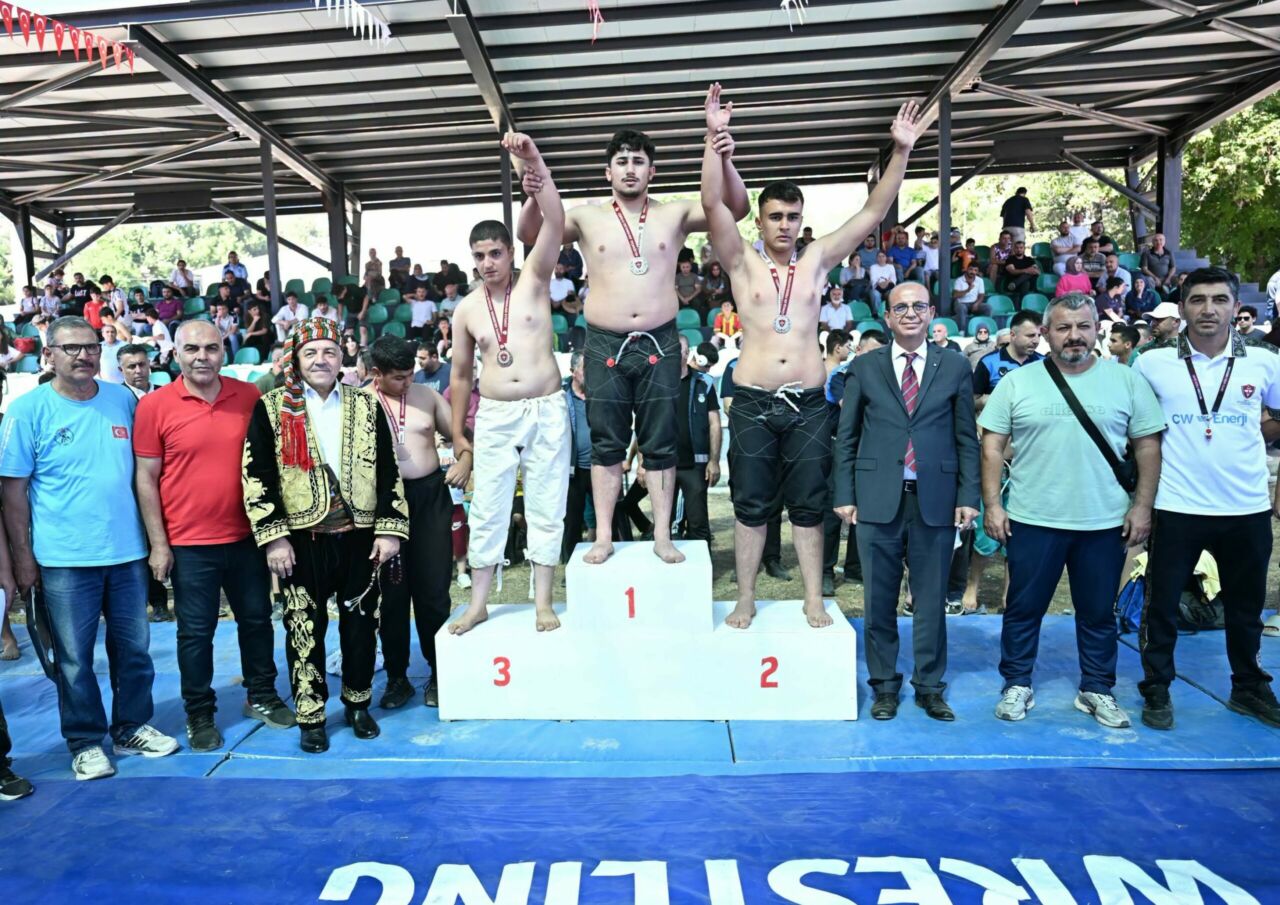 28. Yeşilyurt Kültür, Spor ve Kiraz Festivali kapsamında düzenlenen Fahri