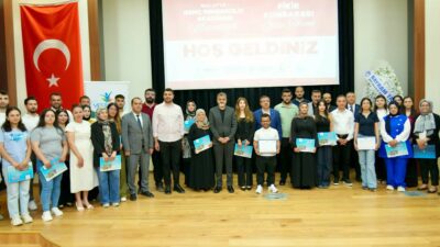 Yeşilyurt Belediyesi öncülüğünde düzenlenen “Genç Girişimcilik Akademisi” mezuniyet töreni ile
