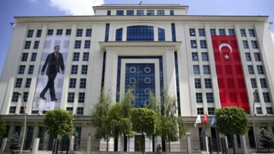 AK Parti Teşkilat Başkanlığı, Adana, Diyarbakır, Giresun ve Siirt'te il
