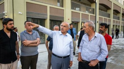 Malatya Büyükşehir Belediye Başkanı Sami Er, çarşı merkezinde tamamlanan yeni