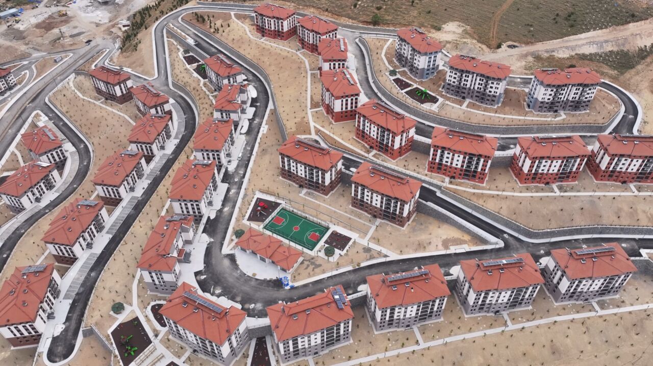Malatya Büyükşehir Belediye Başkanı Sami Er, Vali Seddar Yavuz ile