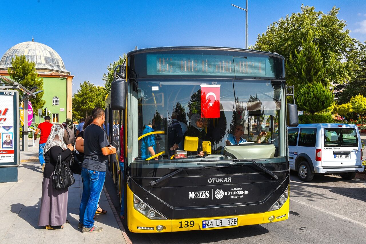 20-21 Haziran tarihlerinde gerçekleştirilecek YKS oturumlarına katılacak adaylar, sınav giriş