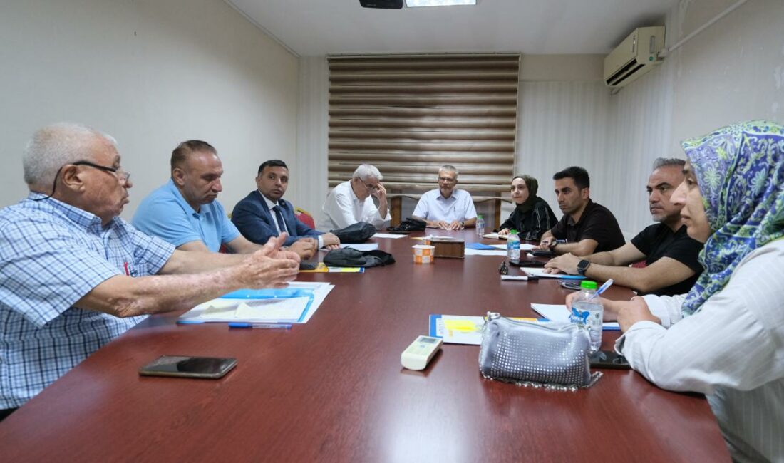 Malatya’nın Göç Eğilimi ve Nüfus Yapısı Masaya Yatırıldı: BİLSAM’dan Kritik Demografi Çalıştayı Malatya’nın deprem sonrası nüfus değişimi ve göç dinamikleri, BİLSAM tarafından