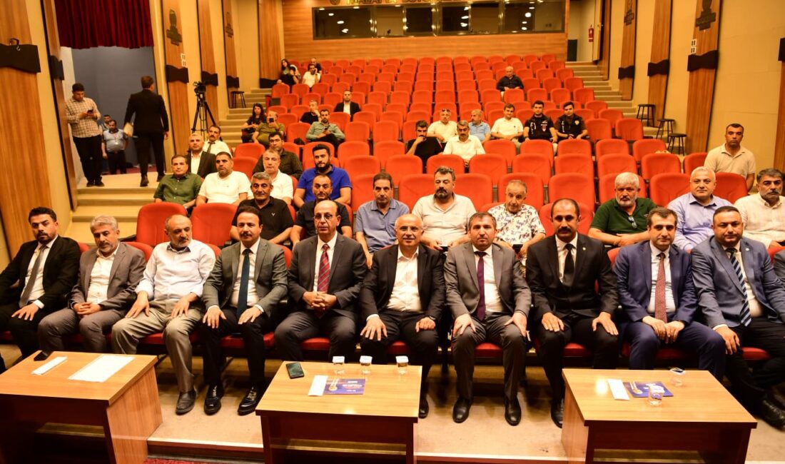 Sami Er’den Malatya’ya Büyük Müjde Malatya Büyükşehir Belediye Başkanı Sami Er, Malatya Yeşilyurtspor’un isminin Malatyaspor