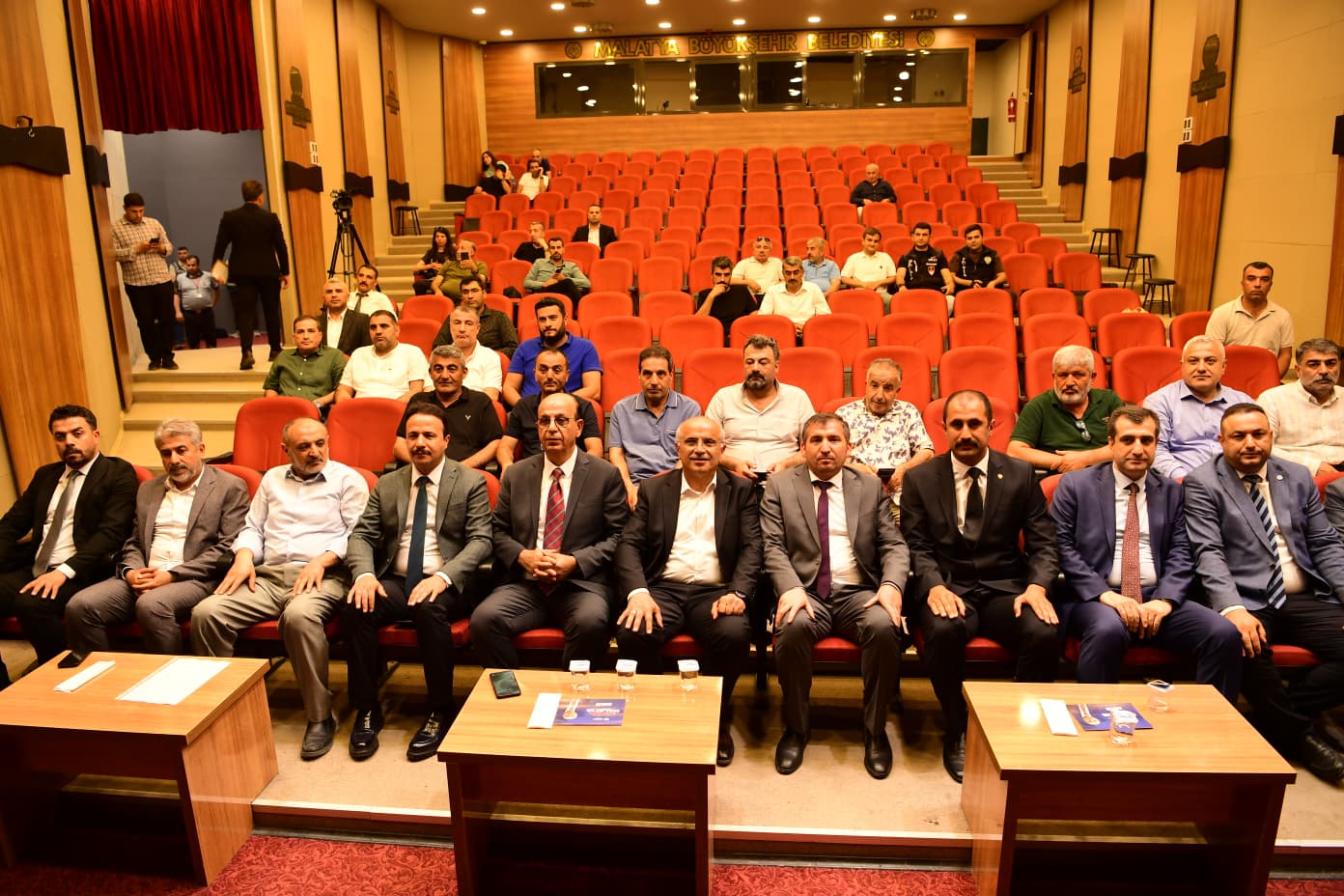 Malatya Büyükşehir Belediye Başkanı Sami Er, Malatya Yeşilyurtspor’un isminin Malatyaspor