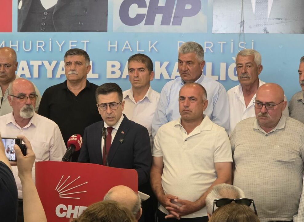 CHP Malatya’da görevden alınan ilçe başkanı Alper Gürsoy, yönetim kuruluyla