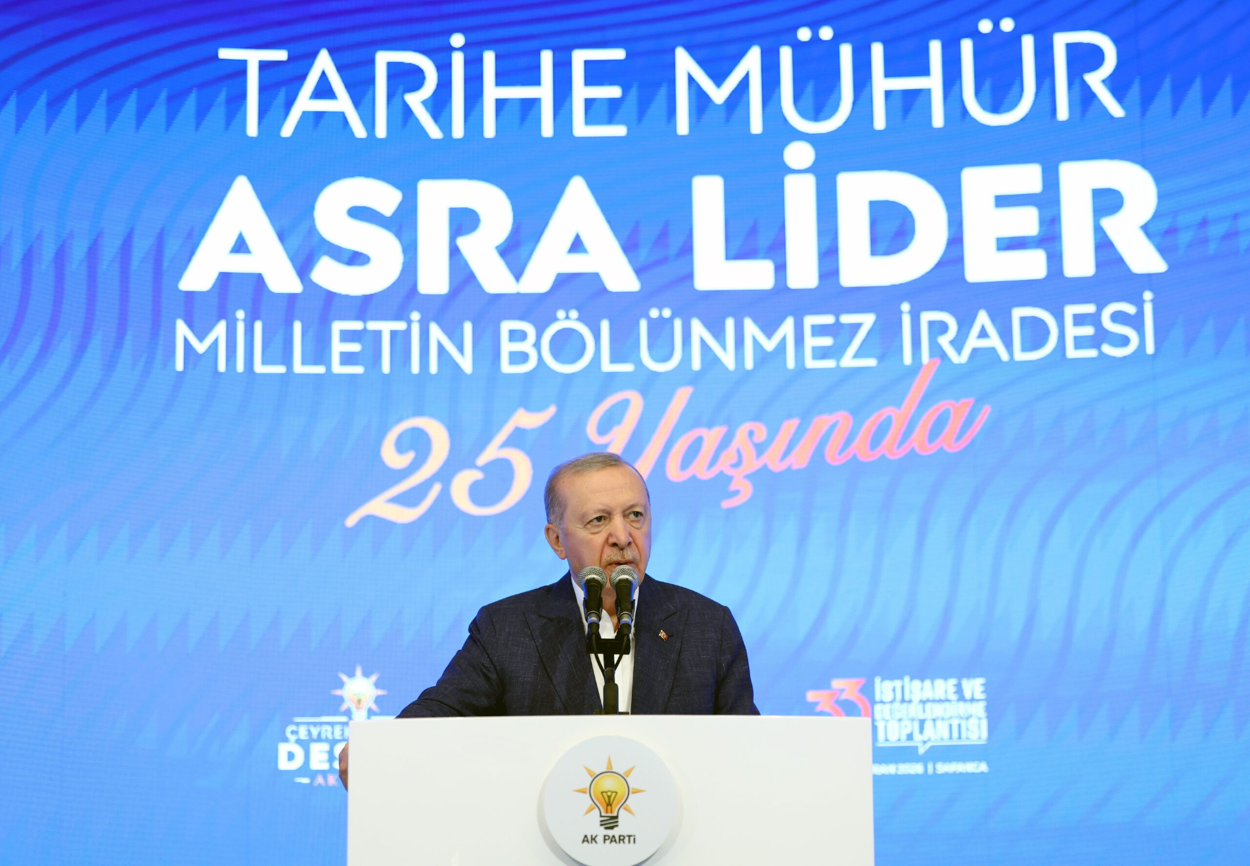 Sapanca'da düzenlenen AK Parti İstişare ve Değerlendirme Toplantısı kapanışında konuşan