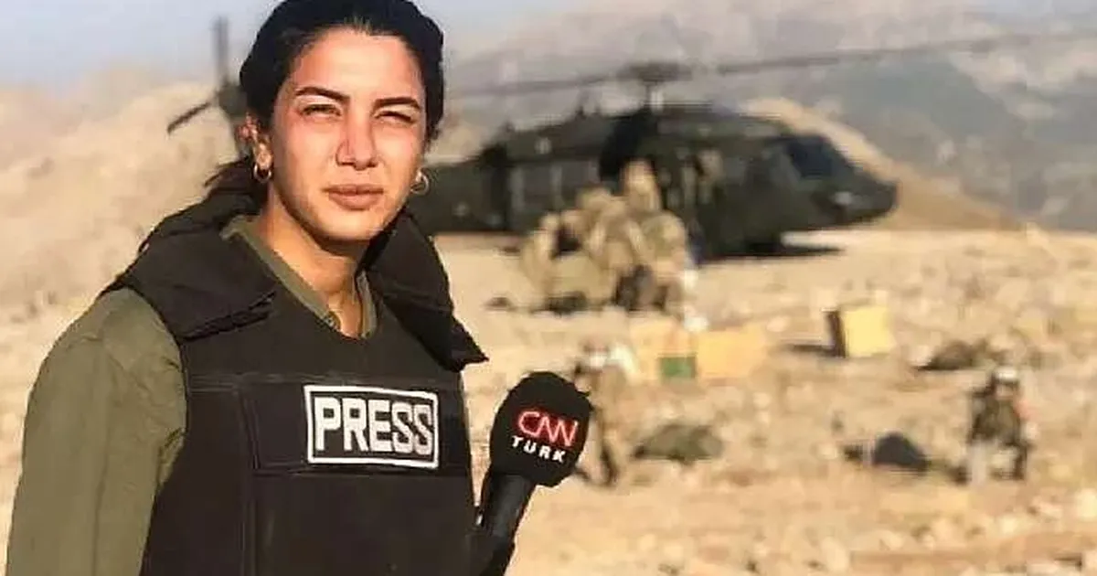 CNN Türk Özel Haberler Şefi Fulya Öztürk, başarı dolu kariyeri