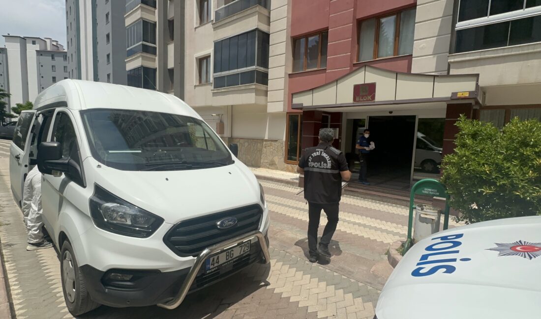 Malatya'nın Battalgazi ilçesinde yalnız yaşayan 75 yaşındaki Ünal Eroğlu, evinde