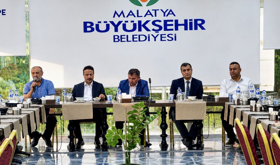 Malatya’da amatör futbol kulüplerinin temsilcileri bir araya gelerek saha, tesis