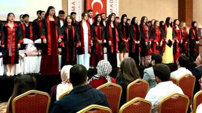 Doğa Koleji’nde Kepler Gelecek İçin Atıldı Malatya Doğa Koleji Lise Kampüsü’nde 2025-2026 eğitim öğretim yılı mezuniyet