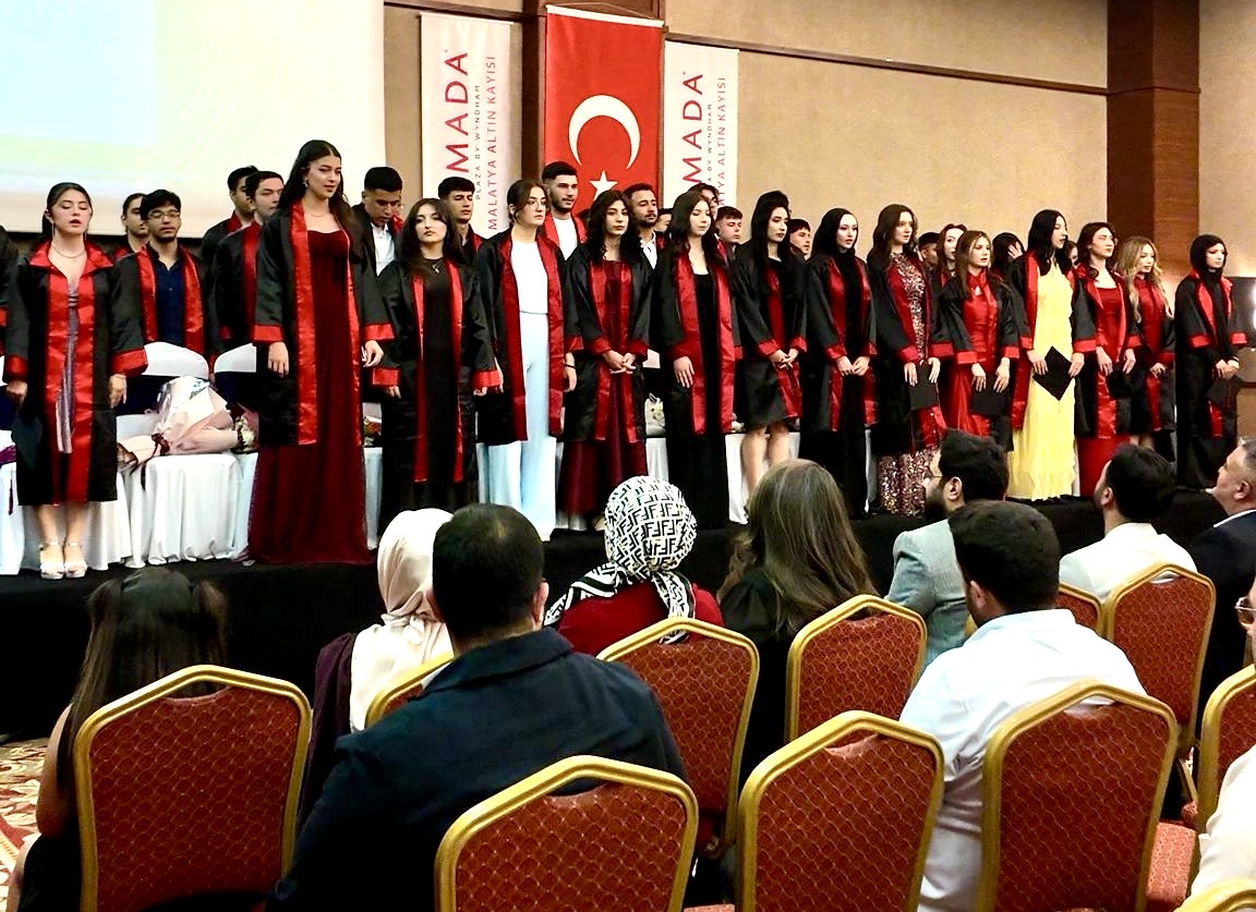 Malatya Doğa Koleji Lise Kampüsü’nde 2025-2026 eğitim öğretim yılı mezuniyet