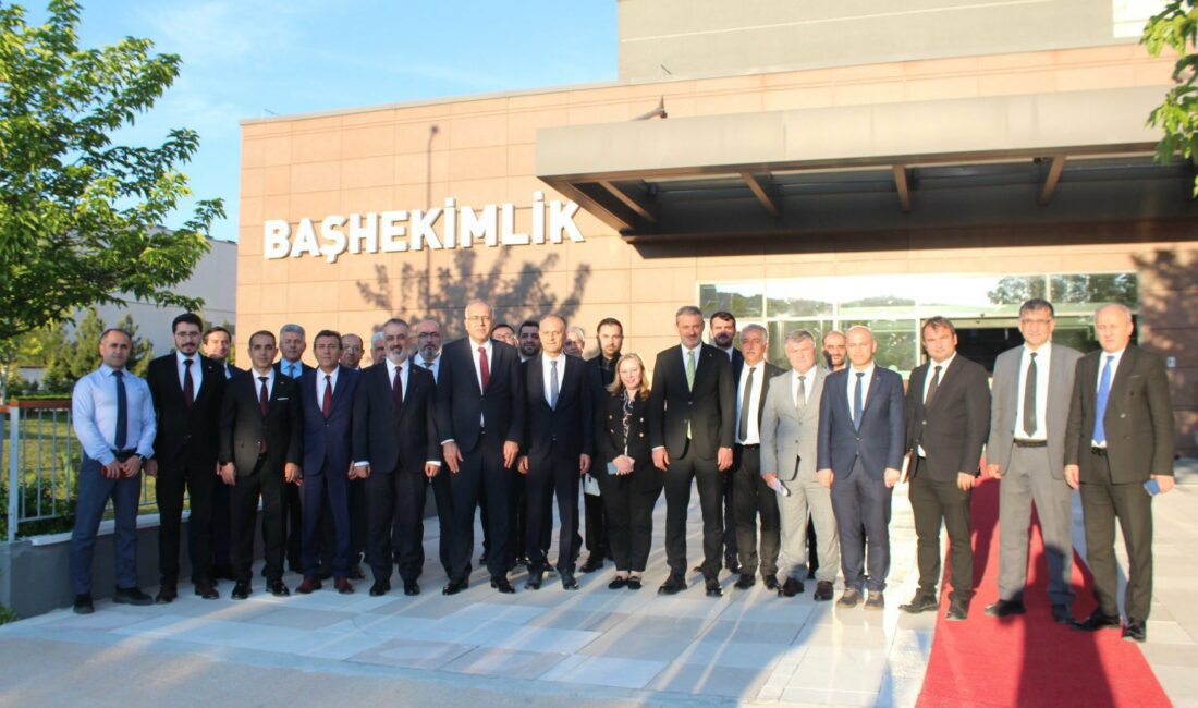 Elazığ’da düzenlenen Halk Sağlığı Hizmetleri Bölge Değerlendirme Toplantısı’nda koruyucu sağlık