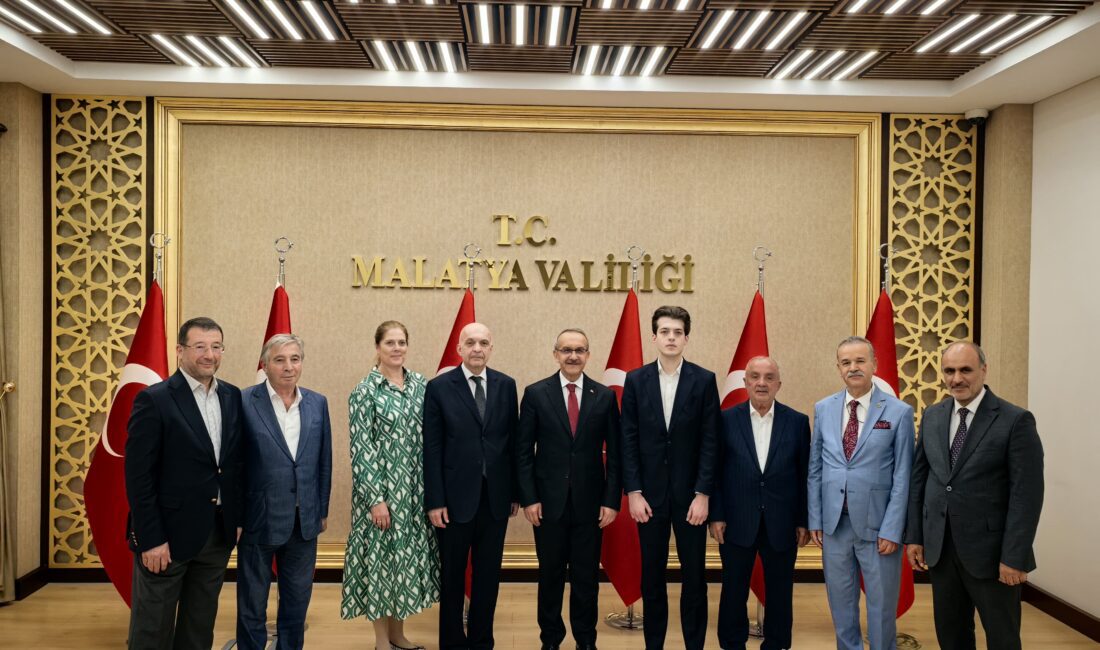 İsviçreli Kölük Ailesi Malatya’da İsviçre’de yaşayan iş insanı İbrahim Kölük ve ailesi, Malatya’da yaptırdıkları