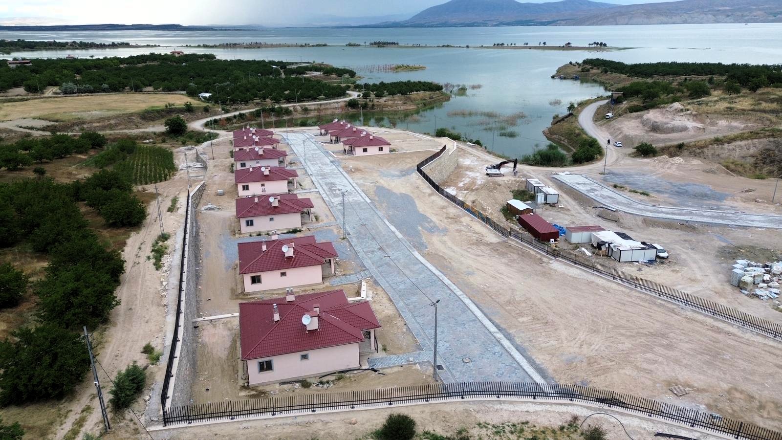 Malatya’nın Battalgazi ilçesi Kadıçayırı Mahallesi’nde deprem sonrası inşa edilen yeni