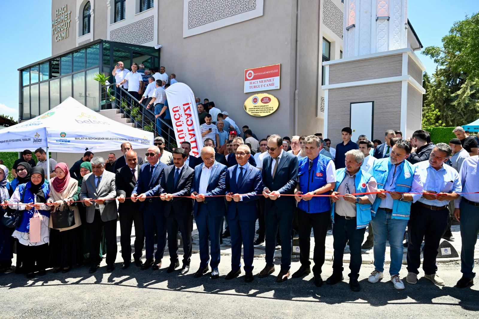 Malatya’nın Battalgazi ilçesine bağlı Orduzu Mahallesi’nde yapımı tamamlanan cami, düzenlenen
