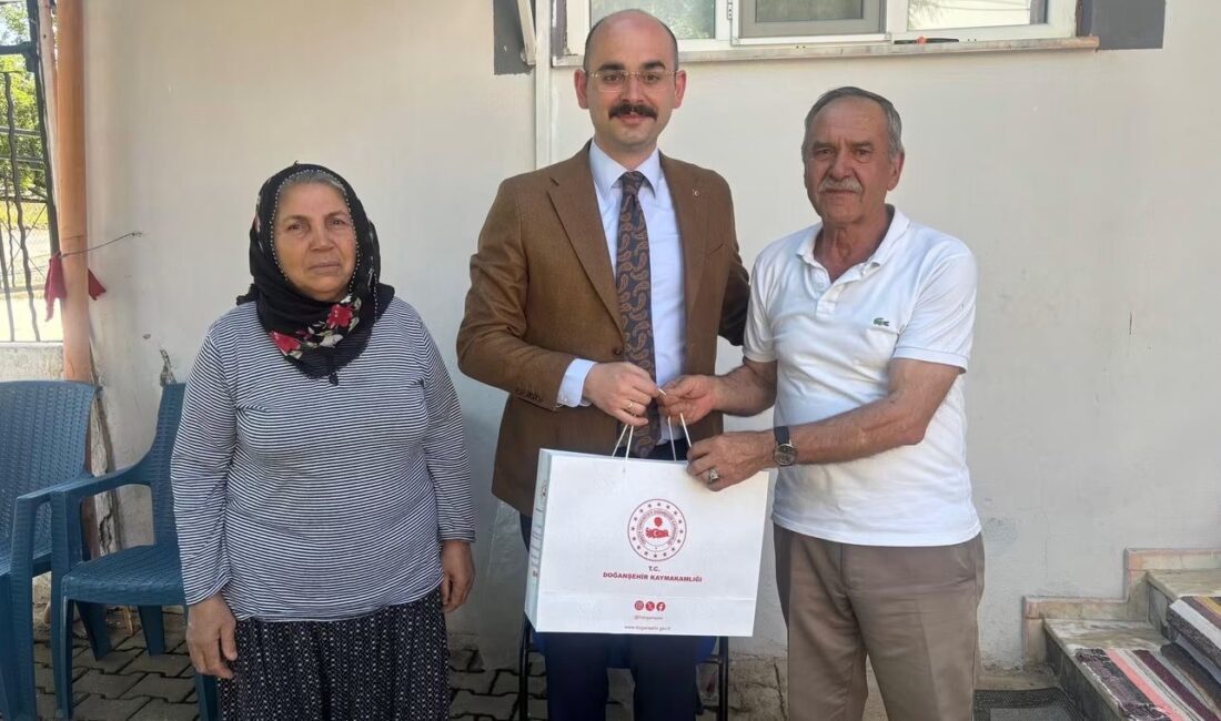 Doğanşehir Kaymakamı Ahmet Fatih Sungur, Babalar Günü dolayısıyla şehit babalarını