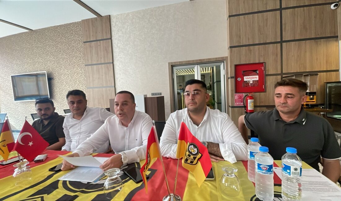Yeni Malatyaspor Kulüp Başkanı Abdullah Aksoğan, düzenlediği basın toplantısında kulübün