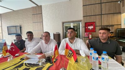 “Yeni Malatyaspor’u Hep Birlikte Ayağa Kaldıracağız” Yeni Malatyaspor Kulüp Başkanı Abdullah Aksoğan, düzenlediği basın toplantısında kulübün