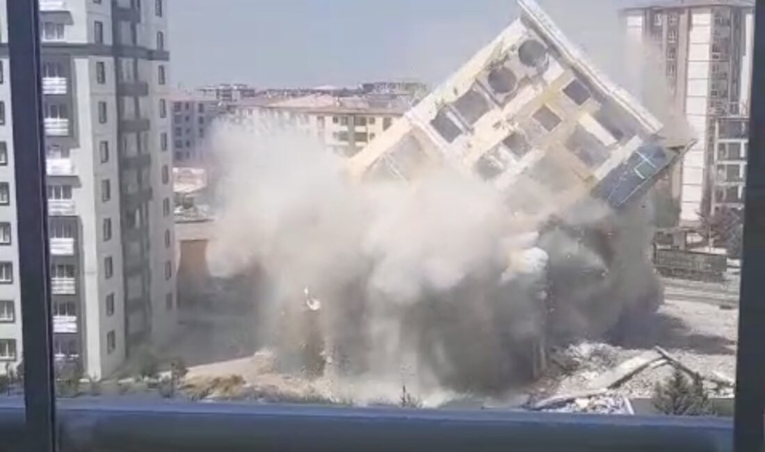 Şehristan Evleri’nde Kritik Yıkım Tamamlandı Malatya’nın Yeşilyurt ilçesindeki Şehristan Evleri sitesinde yıkım kararı verilen 11