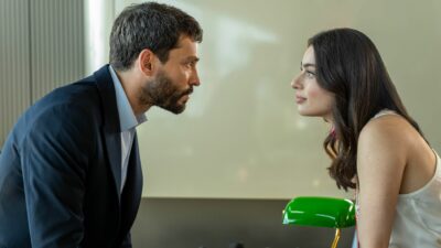 Show TV’nin yeni yaz dizisi Muhtemel Aşk ekran yolculuğuna başladı.