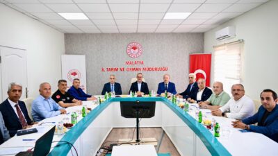 Dünya kayısı başkenti Malatya’da hasat sezonu öncesi kritik zirve! Vali