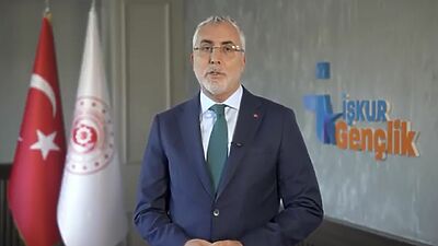 Çalışma ve Sosyal Güvenlik Bakanı Prof. Dr. Vedat Işıkhan, istihdamını
