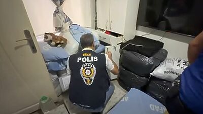 Malatya'da siber polisin düzenlediği eş zamanlı operasyonda 20 şüpheli gözaltına