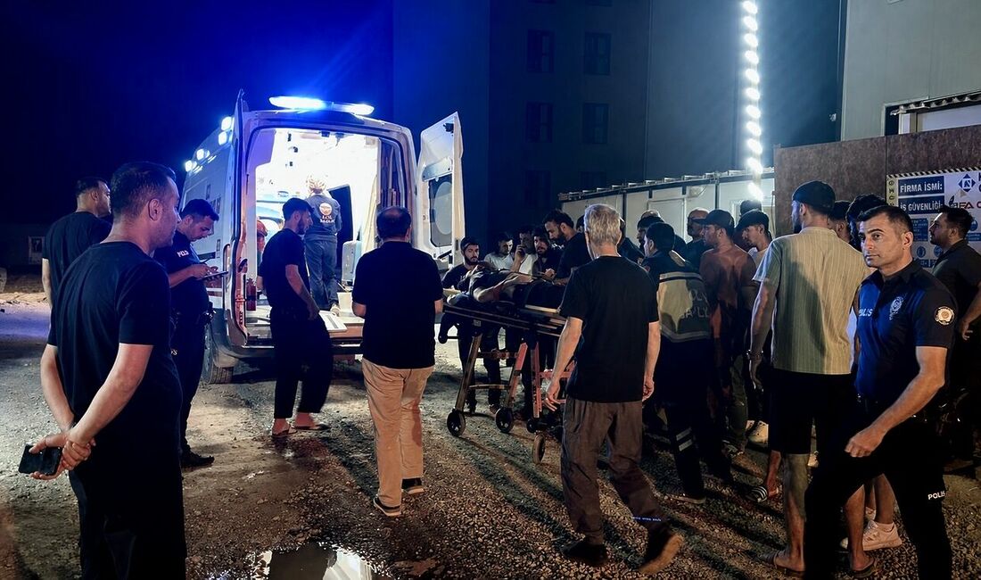 Malatya'da bir konut projesinin şantiyesinde çalışan 29 yaşındaki işçi, kaldığı