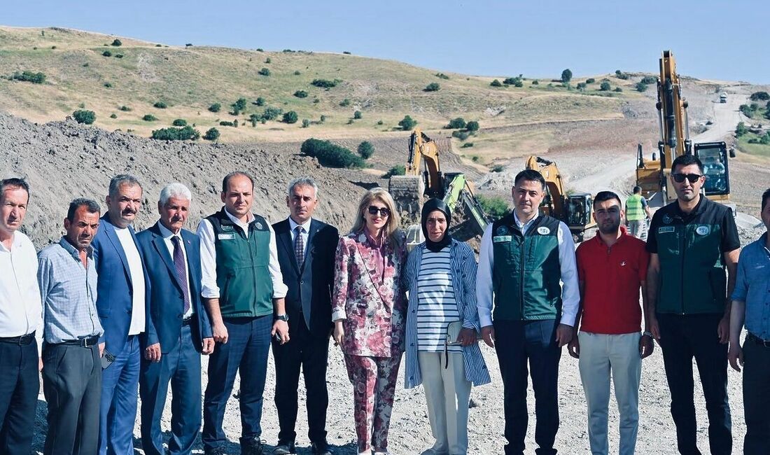 Milletvekili Ölmeztoprak Malatya’daki Dev Yatırımları Sahada İnceledi Milletvekili İnanç Siraç Kara Ölmeztoprak, depremde hasar gören 3,6 milyarlık