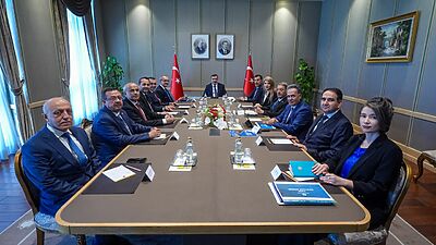Malatya protokolü ve üniversite yönetimi, Cumhurbaşkanı Yardımcısı Cevdet Yılmaz’ı ziyaret