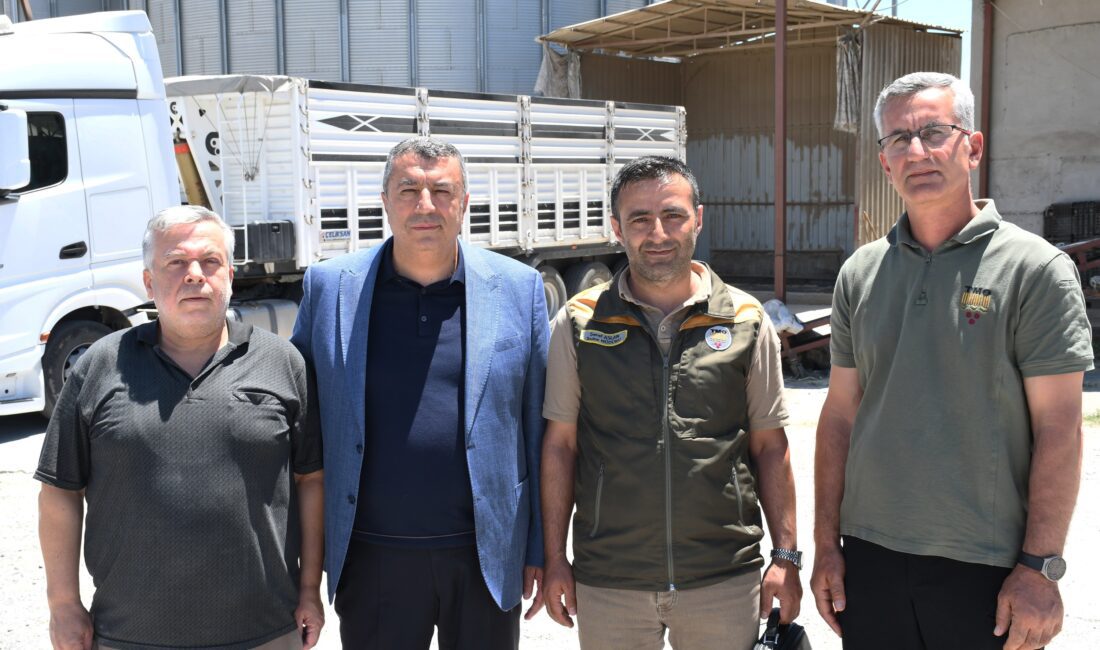 TMO Malatya alım noktalarını ziyaret eden Ramazan Özcan, hububat alımlarında