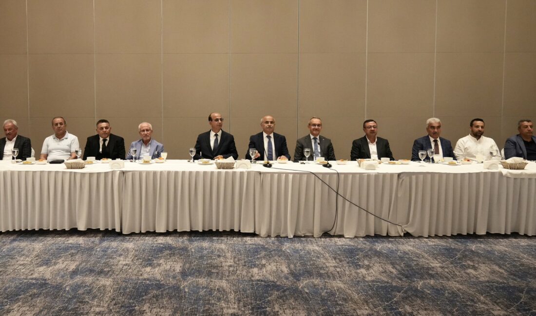 Malatya Ticaret ve Sanayi Odası Başkanı Oğuzhan Ata Sadıkoğlu, konteyner