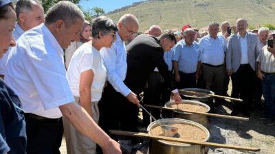 Malatya’nın Darende ilçesine bağlı Ağılbaşı Mahallesi’nde, Muharrem ayı dolayısıyla anlamlı