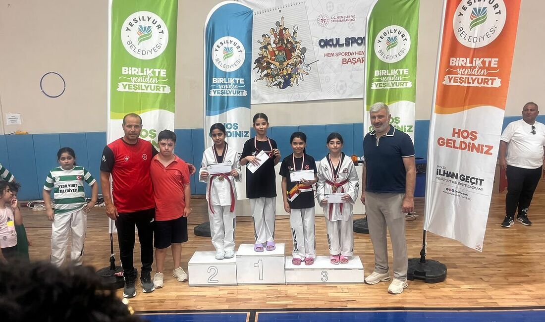 Malatya’da düzenlenen 15 Temmuz Minikler Taekwondo Şampiyonası’na damga vuran Doğuş